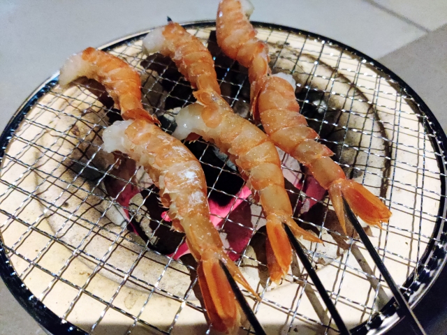 炭火の長時間維持力で「ついで調理」が可能